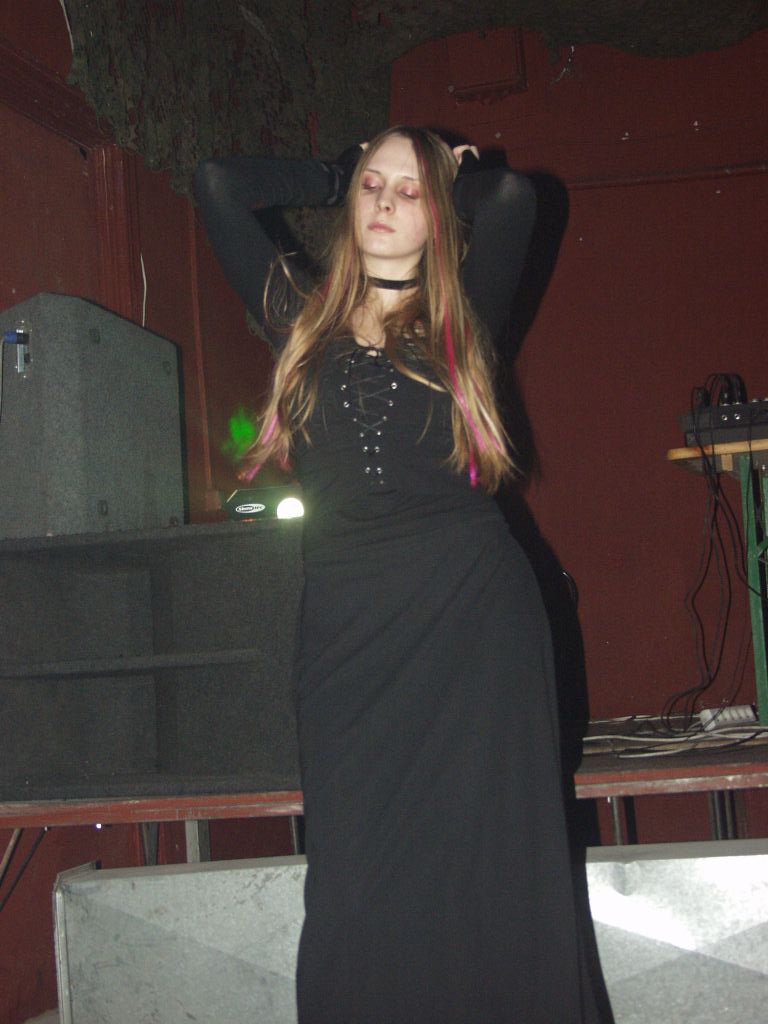 p21910021